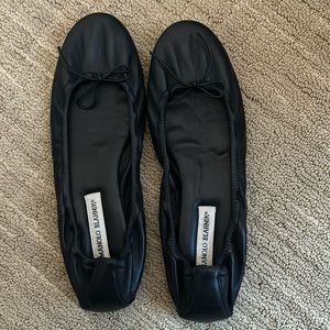 Manolo Blahnik Navy Blue Ballet Flats - size 42